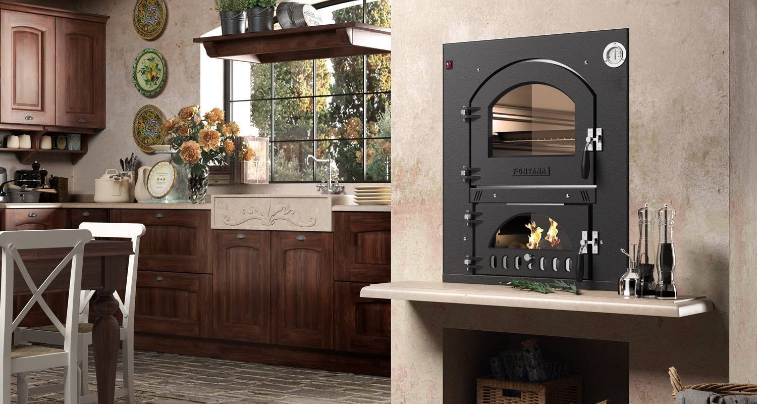 Wood burning oven Fontana Fornolegna Incasso for installation in the kitchen with indirect wood firing.