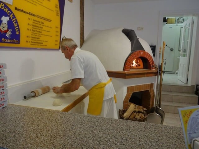 Professional pizza and baking oven, wood firing for continuous firing, Valoriani Vesuvio GR, 140x180cm