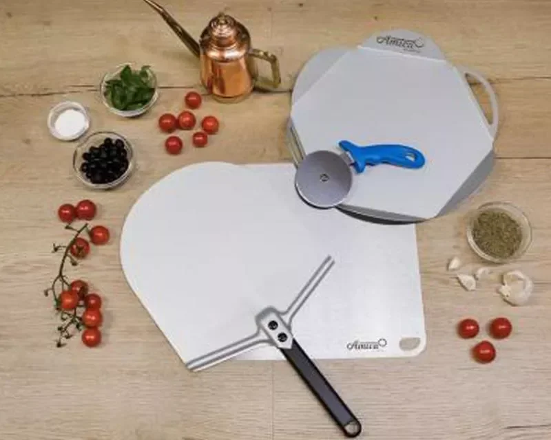 Pizza kit with pizza shovel, cutting board & pizza cutter wheel
