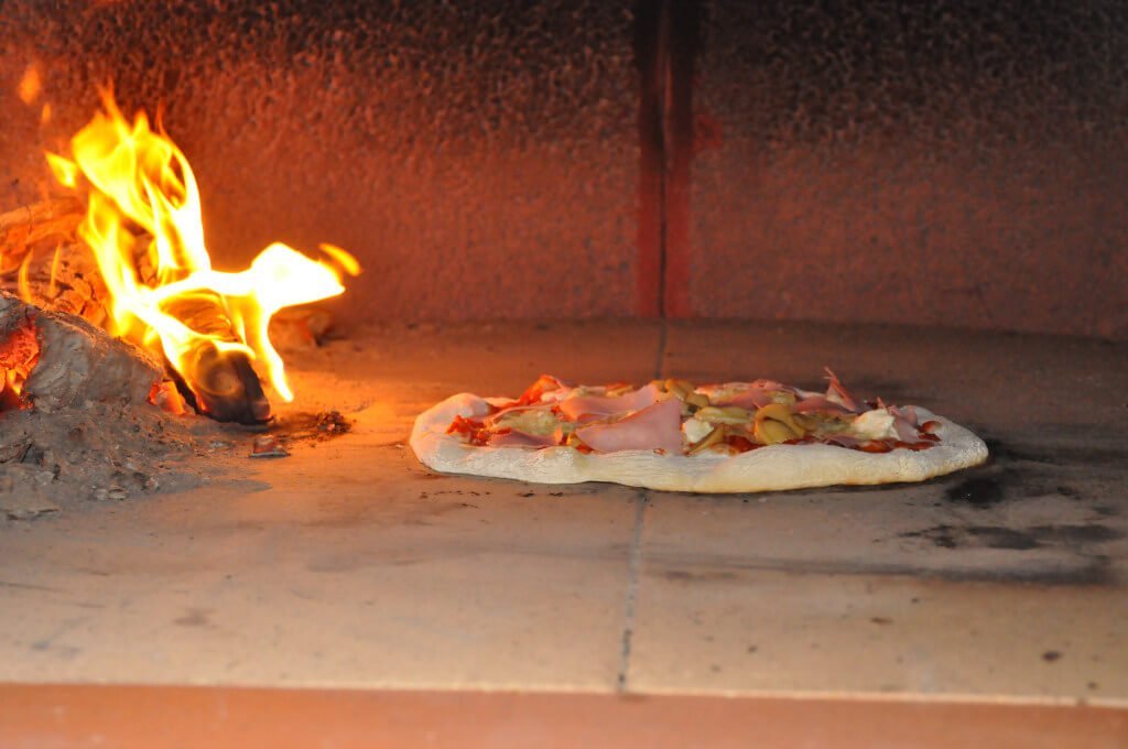 Pizza wood oven kit Valoriani FVR stone oven, 110x110cm baking surface for garden and outdoor kitchens.