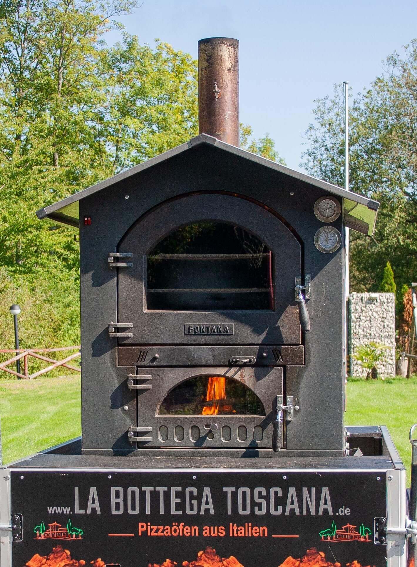 Pizza oven baking house Fontana Gusto on trailer for rent (rental oven No.1)